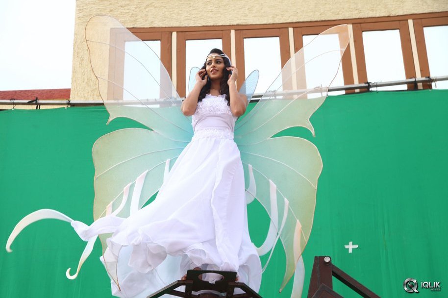 Sithara-Telugu-Movie-Stills